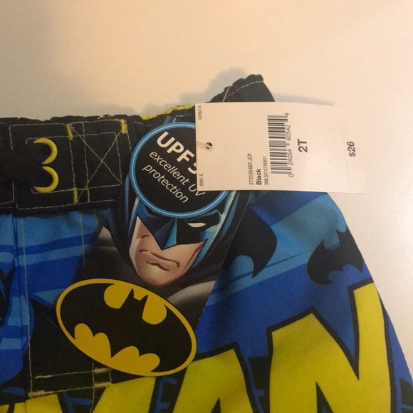 Brand new Batman toddler boys swim trunks. Size 2T - Picture 2 of 5